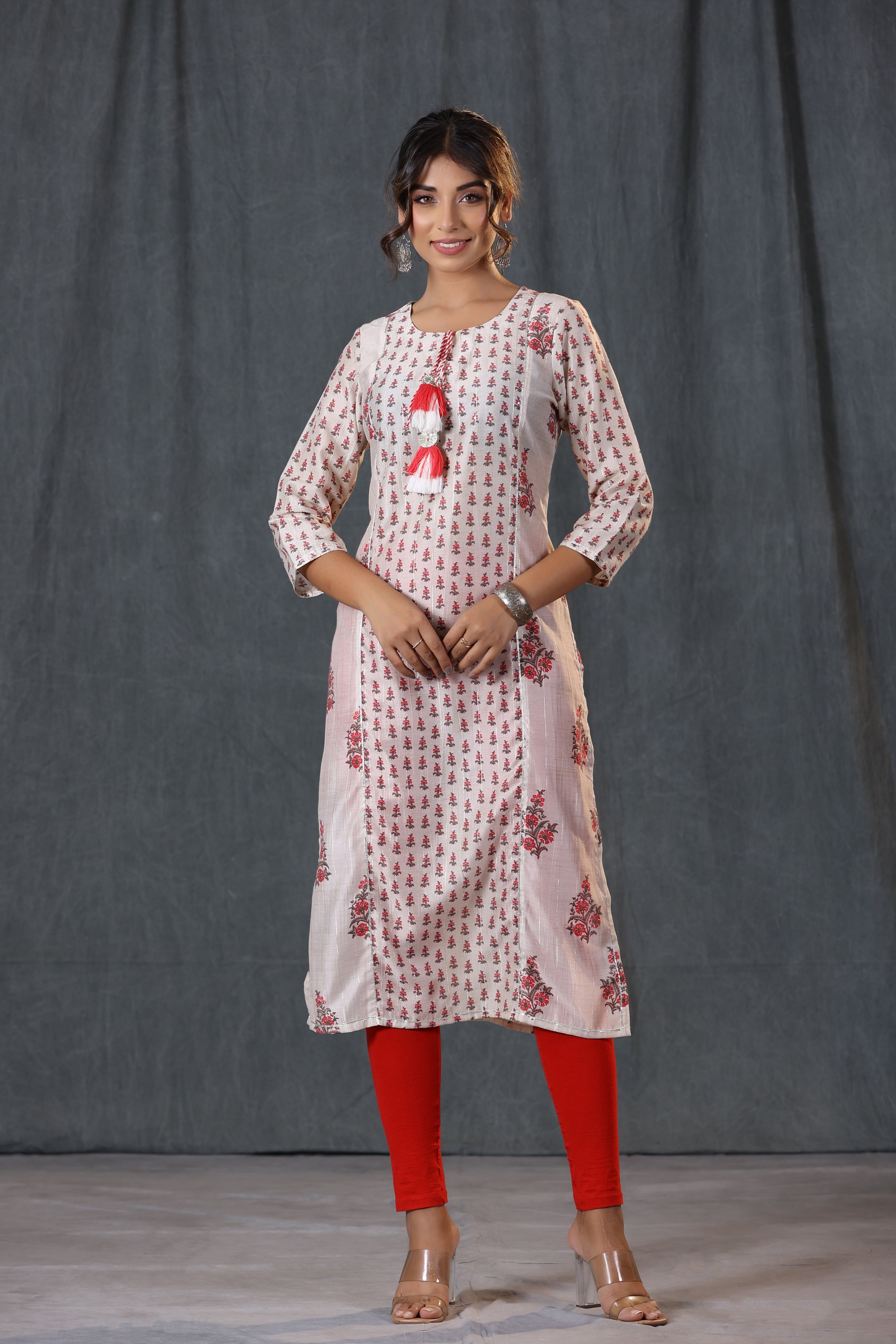 Woman Floral Printed Straight Fit Kurti