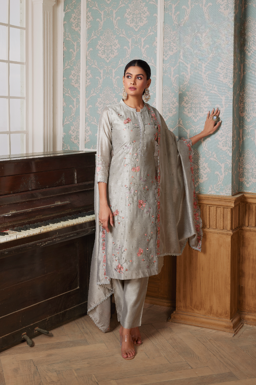 Women's Light Grey Semi Silk Kurti Suit With Dupatta