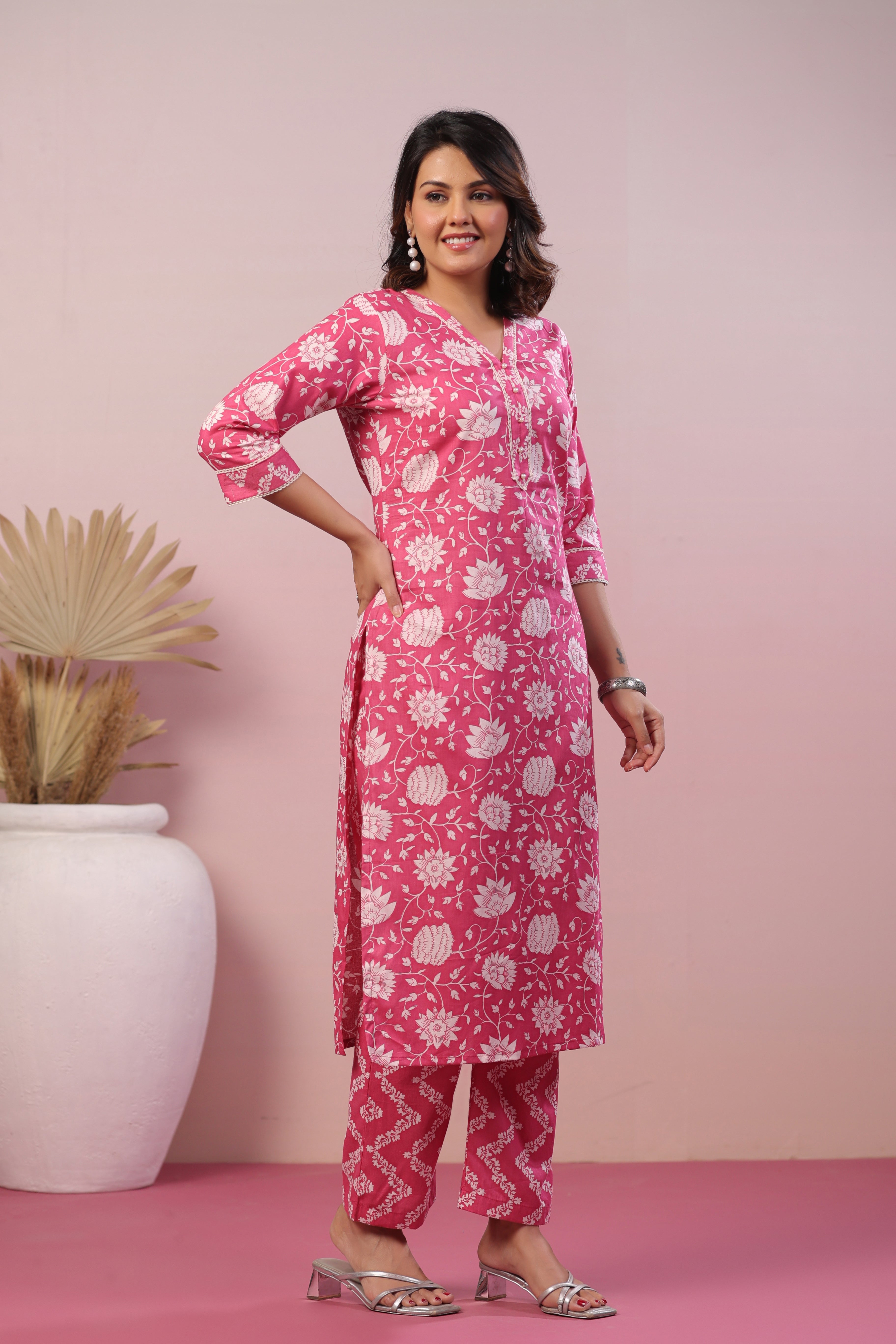 Women Floral Printed Fancy Kurti Suit