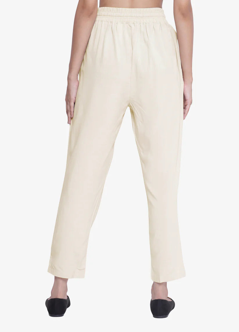 Women's Off White Stylish Casual Travelling Pant